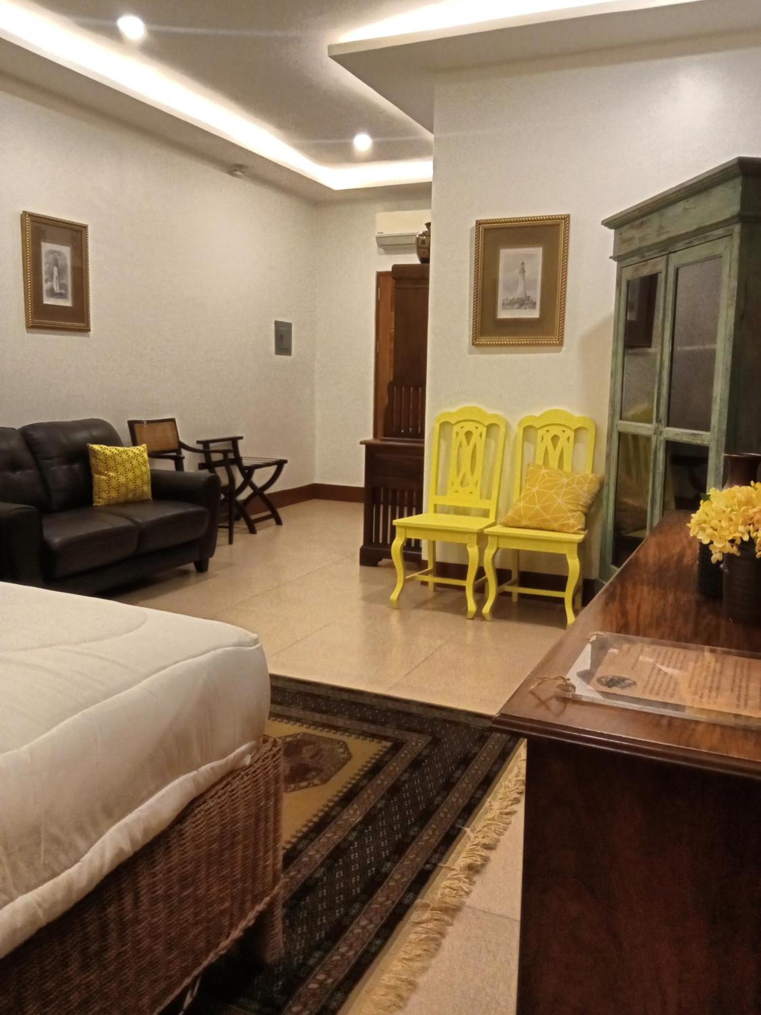 Hotel Residencia Orlina à Dumaguete City Extérieur photo