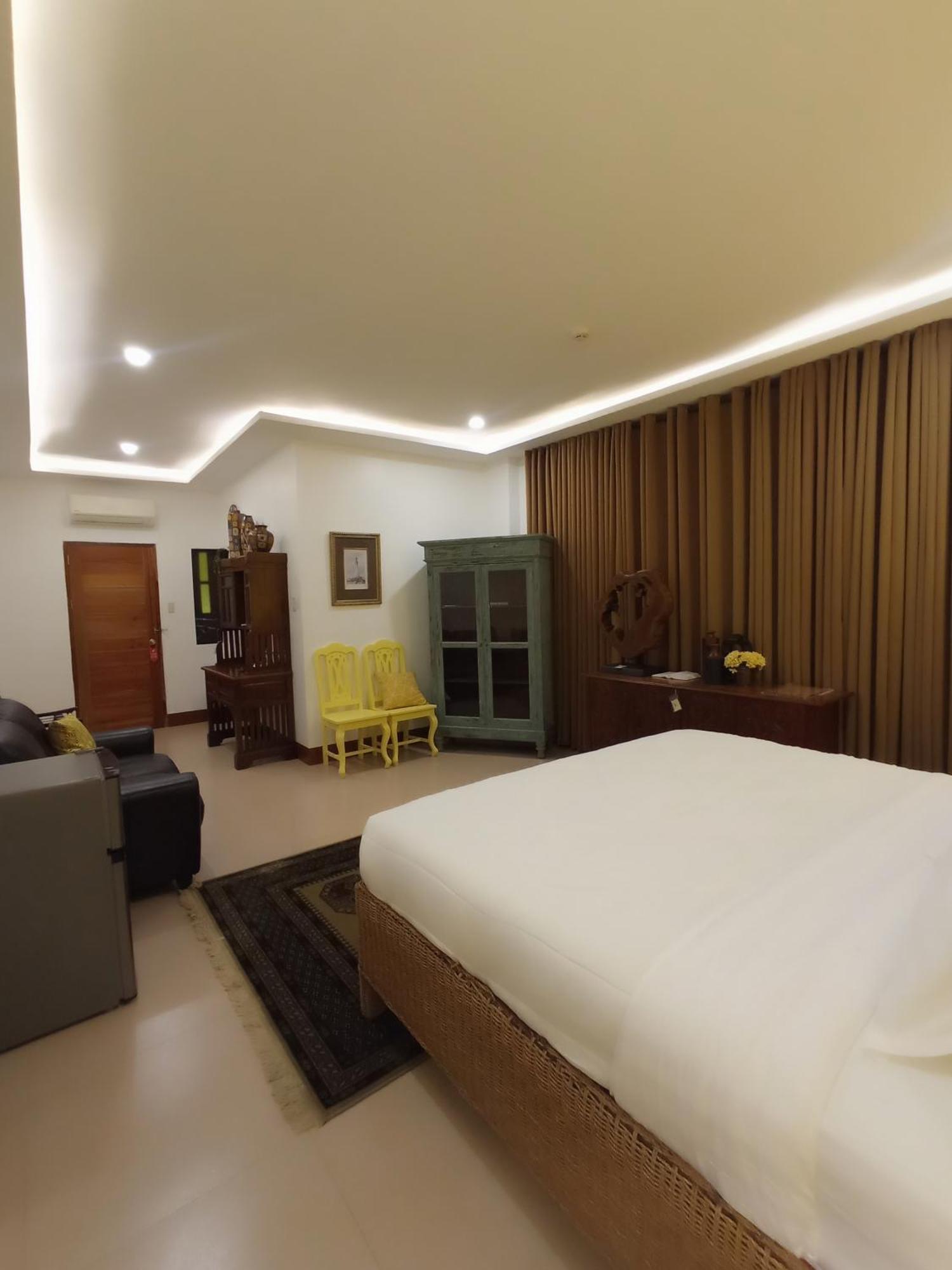 Hotel Residencia Orlina à Dumaguete City Extérieur photo
